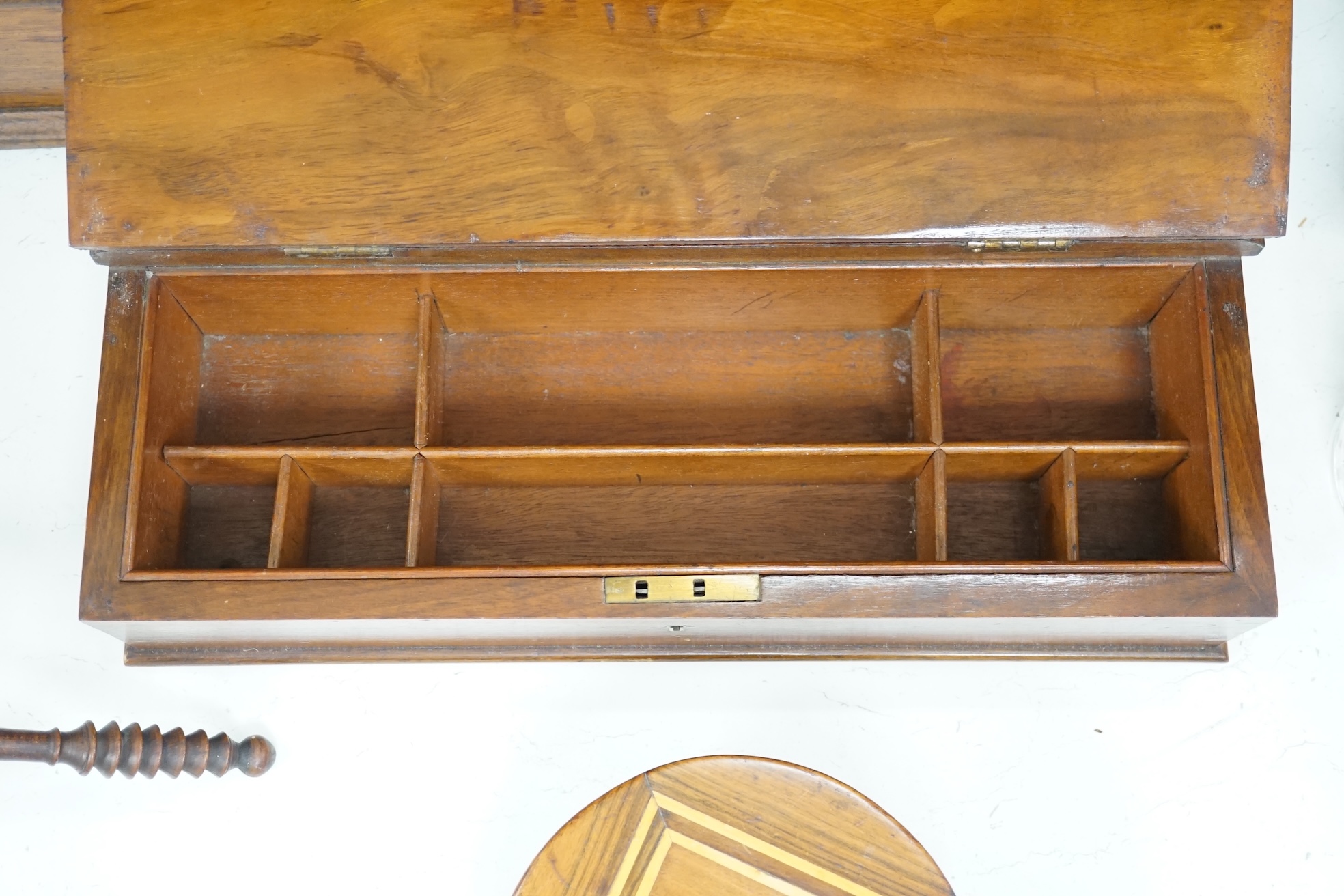 19th/early 20th century woodenware to include Pitcairn Islands circular box and treen ‘cat’ or plate stand, largest 44cm wide. Condition - fair to good